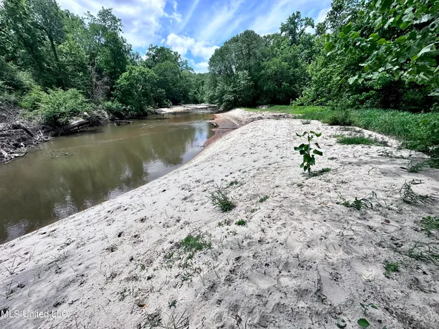 $1,275,000 | 21959 Hwy 80 Hickory Ms 39332, Hickory, MS 39332