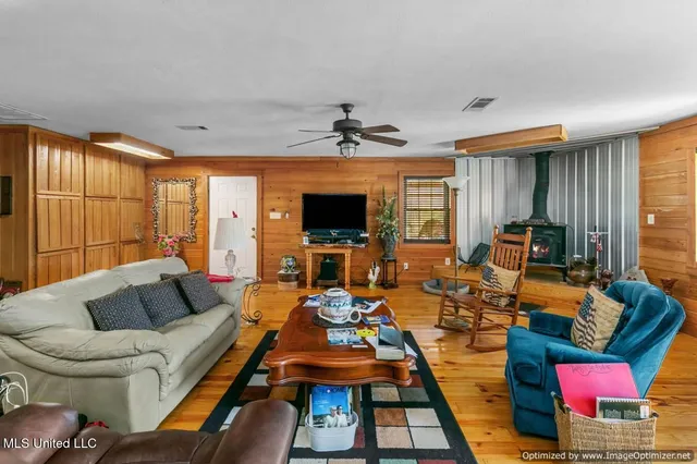 $1,275,000 | 21959 Hwy 80 Hickory Ms 39332, Hickory, MS 39332