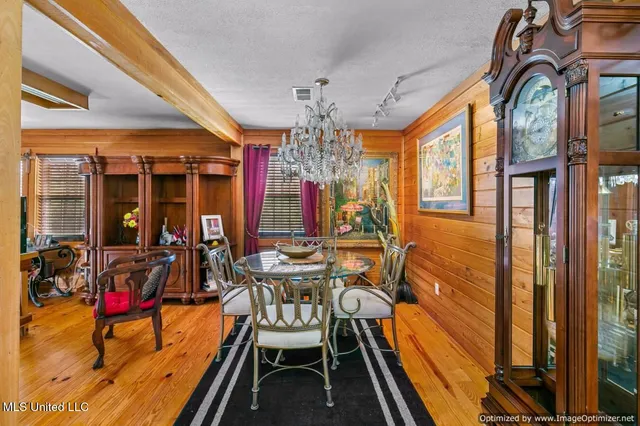 $1,275,000 | 21959 Hwy 80 Hickory Ms 39332, Hickory, MS 39332