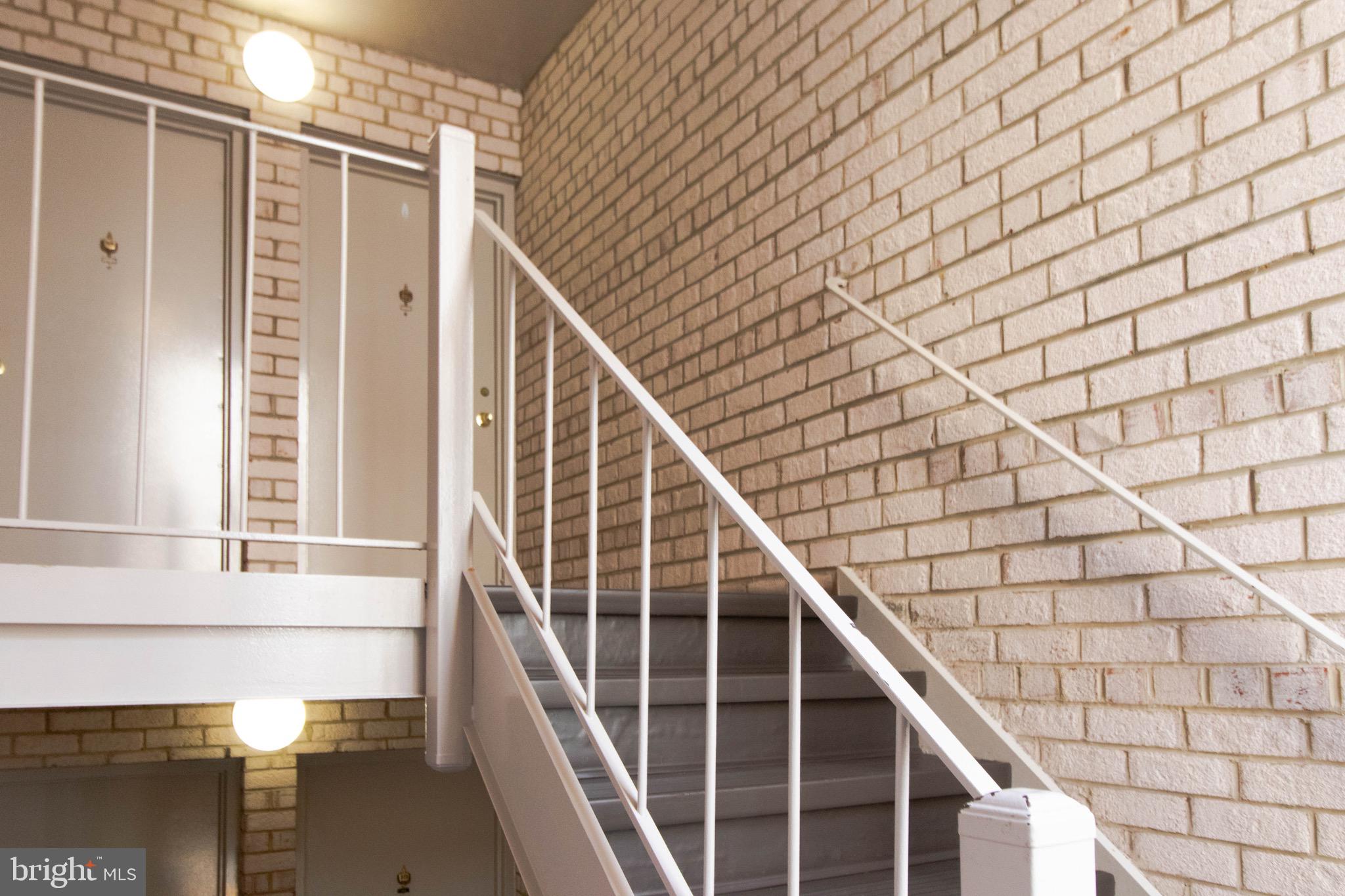 37 Canterbury Square, Unit 302 Alexandria, VA 22304 - Photo 4 of 22