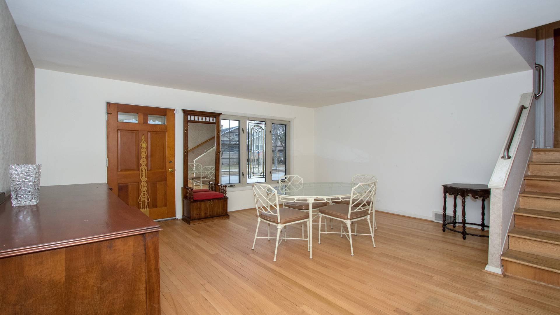 95 East Burlington Street Riverside, IL 60546 - Photo 2 of 21
