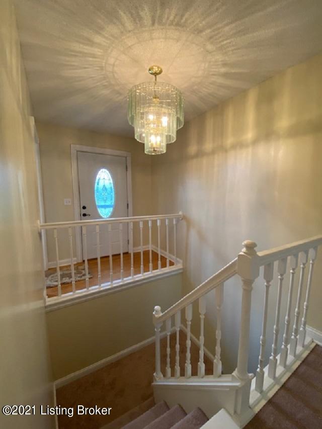 930 Sutherland Road Bardstown, KY 40004 - Photo 2 of 26 Entry