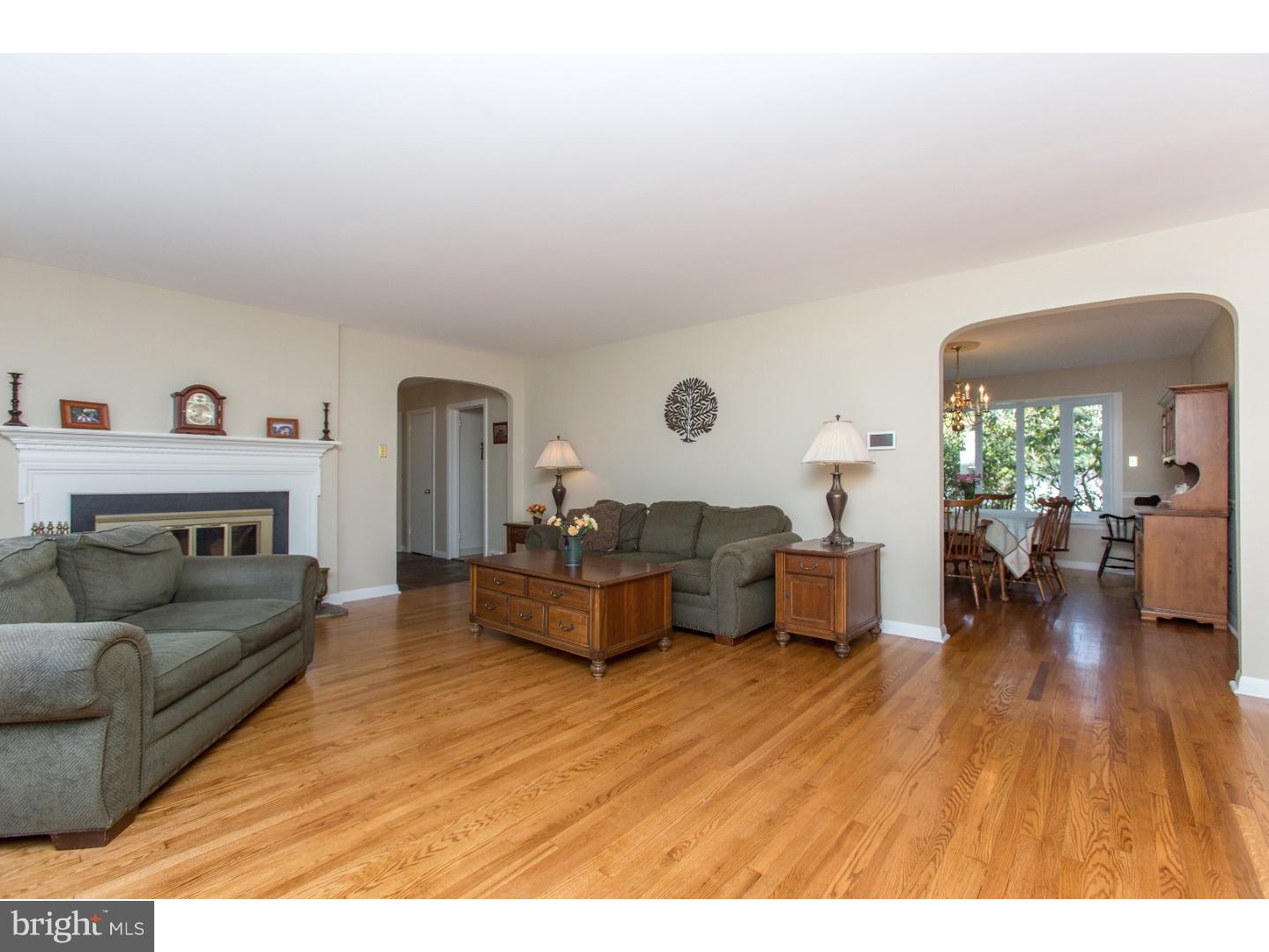 494 Collins Drive Springfield, PA 19064 - Photo 5 of 25 Gallery Image 5