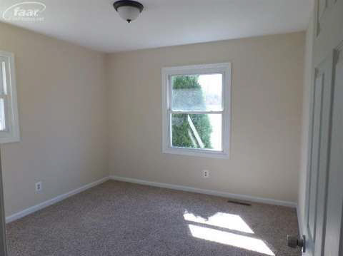 15257 Hogan Road Linden, MI 48451 - Photo 11 of 18 20399201-10.JPG