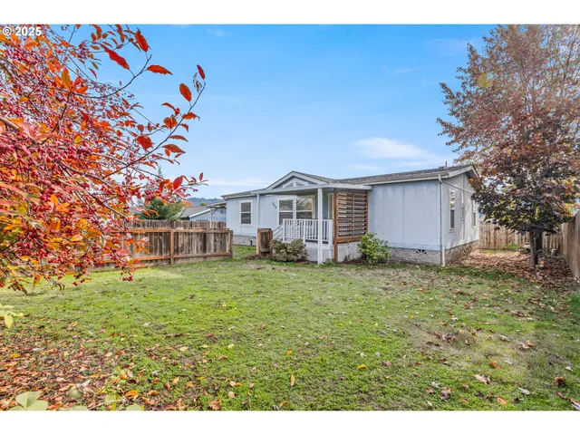 $255,000 | 308 Northwest Civil Bend Avenue, Winston, OR 97496