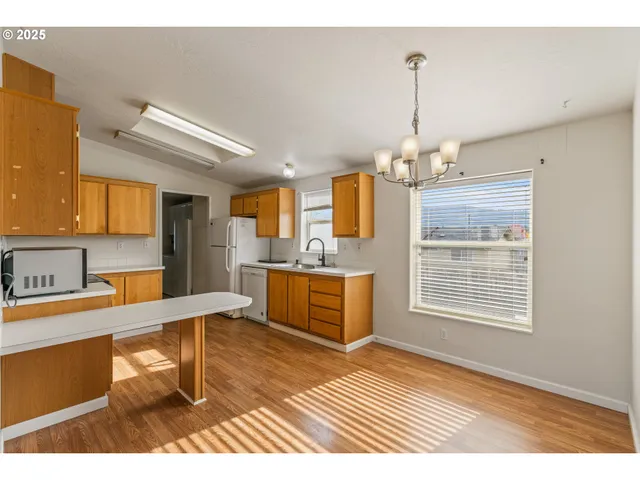 $255,000 | 308 Northwest Civil Bend Avenue, Winston, OR 97496