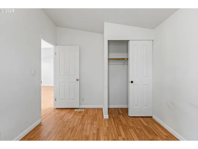 $255,000 | 308 Northwest Civil Bend Avenue, Winston, OR 97496