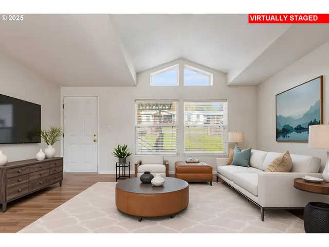 $255,000 | 308 Northwest Civil Bend Avenue, Winston, OR 97496