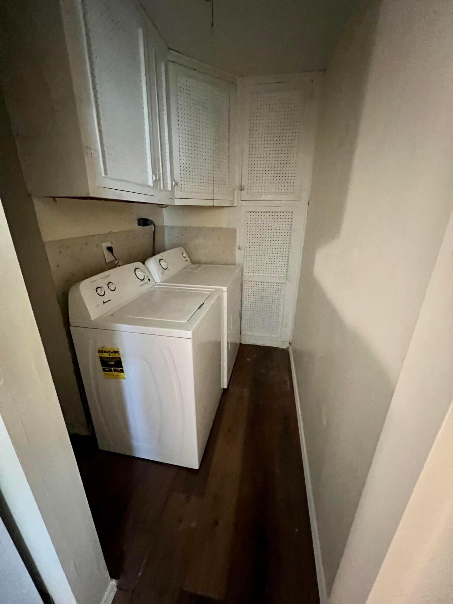 991 Bruckner Road Columbus, OH 43207 - Photo 10 of 11 5D41ACFA-5DFC-4E44-B968-43CD644EBD49