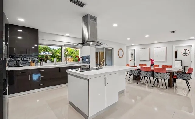 $1,199,000 | Hollywood Hills, Hollywood, FL 33021