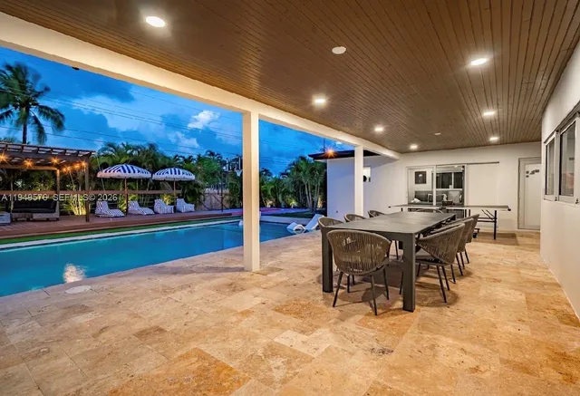 $1,199,000 | Hollywood Hills, Hollywood, FL 33021