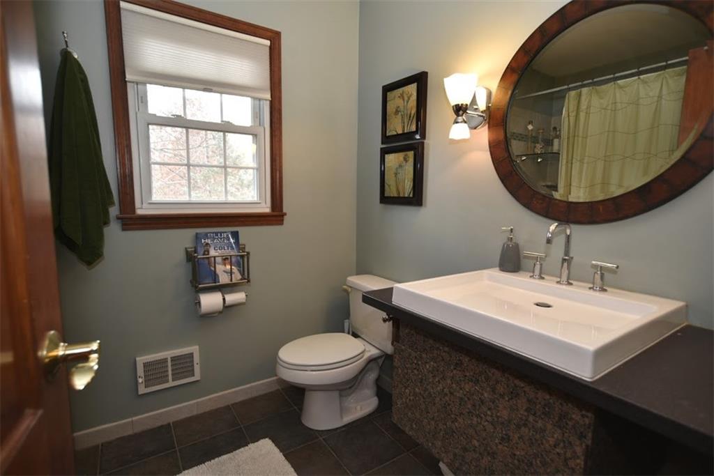 11431 Ralston Avenue Carmel, IN 46032 - Photo 11 of 22 Gallery Image 11