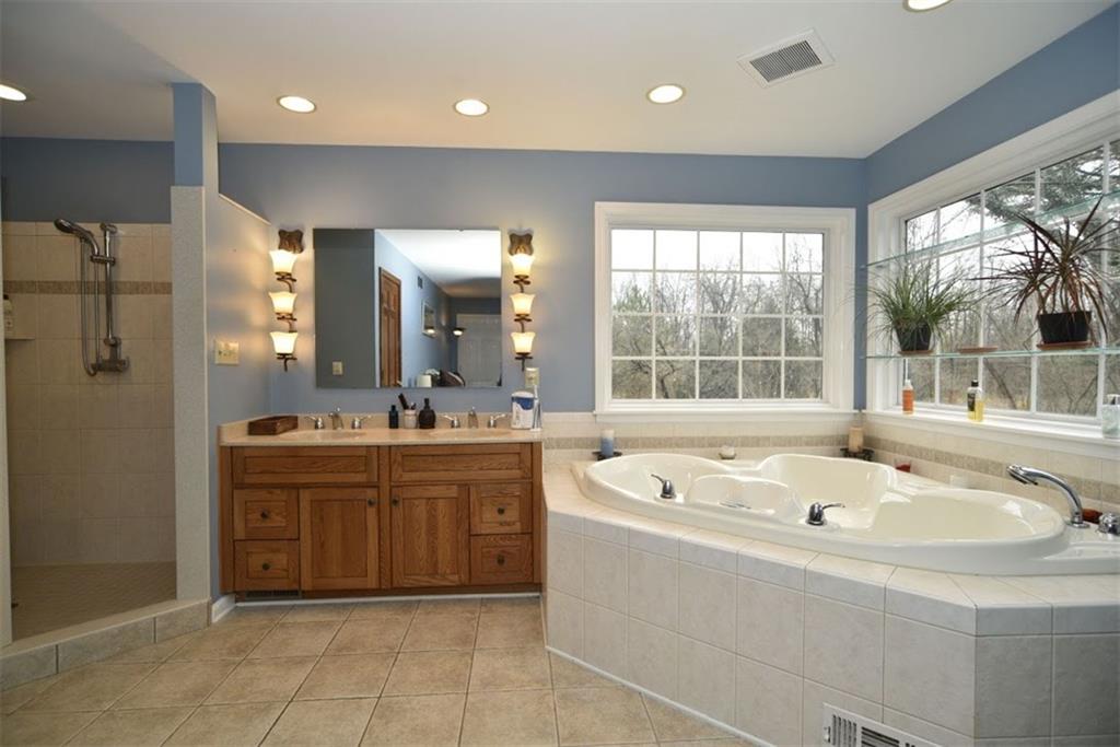 11431 Ralston Avenue Carmel, IN 46032 - Photo 13 of 22 Gallery Image 13