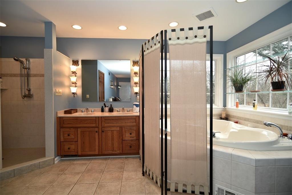11431 Ralston Avenue Carmel, IN 46032 - Photo 14 of 22 Gallery Image 14