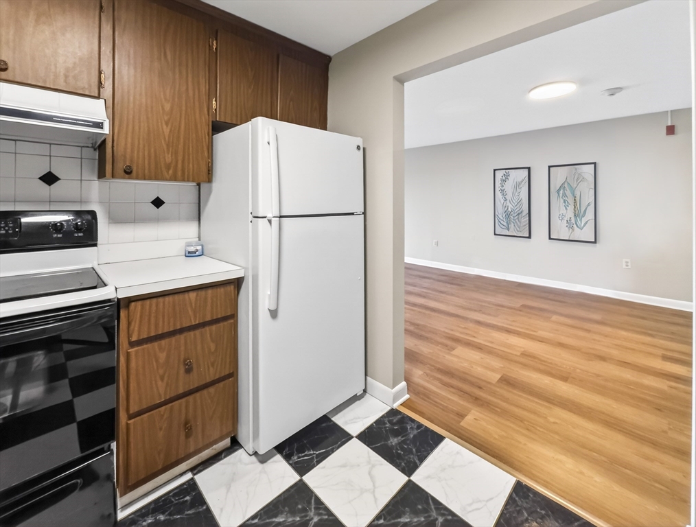 1321 Worcester Road, Unit 506 Framingham, MA 01701 - Photo 11 of 28 Gallery Image 11