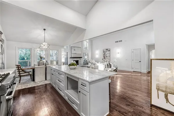 $899,000 | 95 Lake Top Court, Roswell, GA 30076