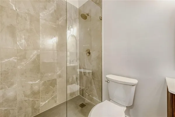 $899,000 | 95 Lake Top Court, Roswell, GA 30076