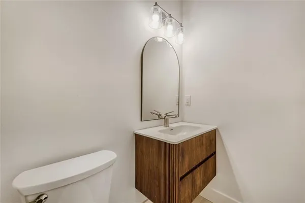 $899,000 | 95 Lake Top Court, Roswell, GA 30076