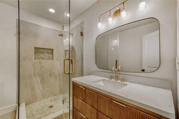 $899,000 | 95 Lake Top Court, Roswell, GA 30076