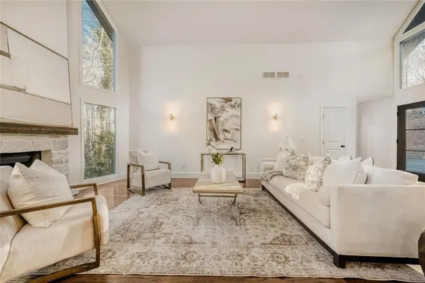 $899,000 | 95 Lake Top Court, Roswell, GA 30076