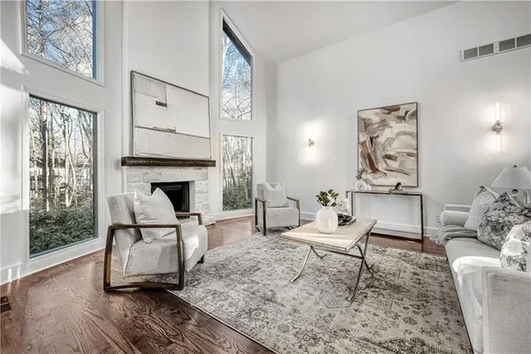 $899,000 | 95 Lake Top Court, Roswell, GA 30076