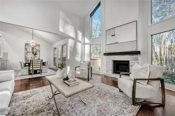 $899,000 | 95 Lake Top Court, Roswell, GA 30076