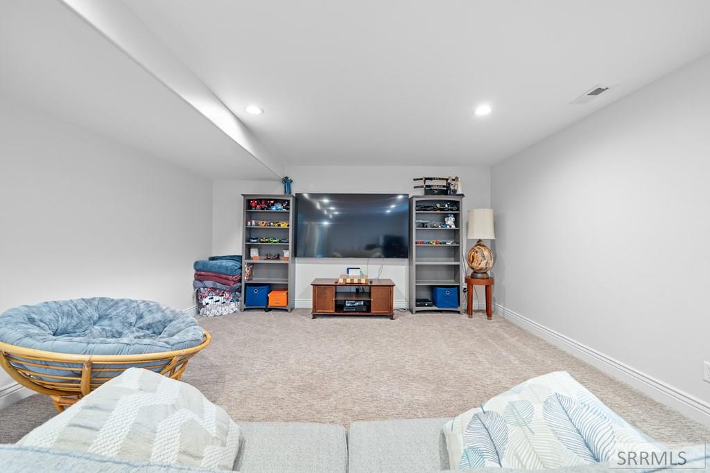 4631 Mountain Bend Drive Ammon, ID 83406 - Photo 25 of 44