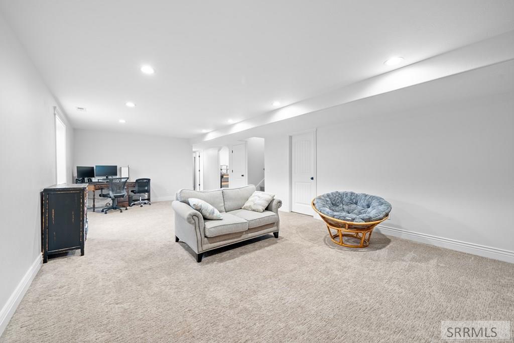 4631 Mountain Bend Drive Ammon, ID 83406 - Photo 26 of 44