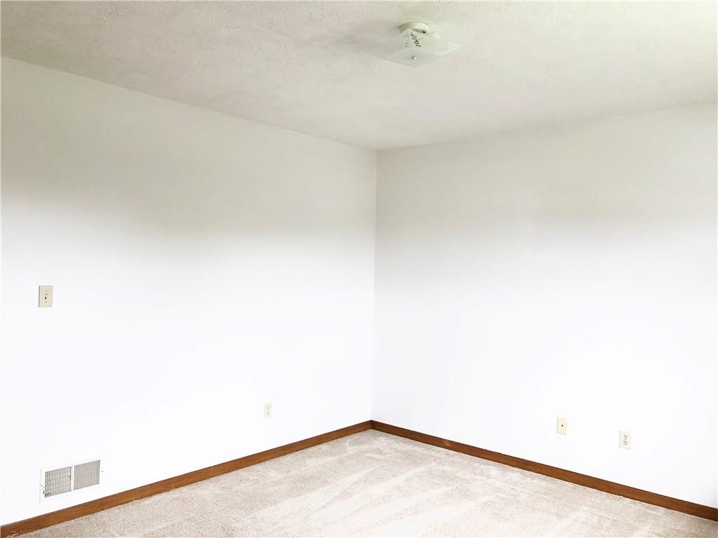 209 Donnell Road Lower Burrell, PA 15068 - Photo 10 of 22 Upper level master bedroom with new carpet.