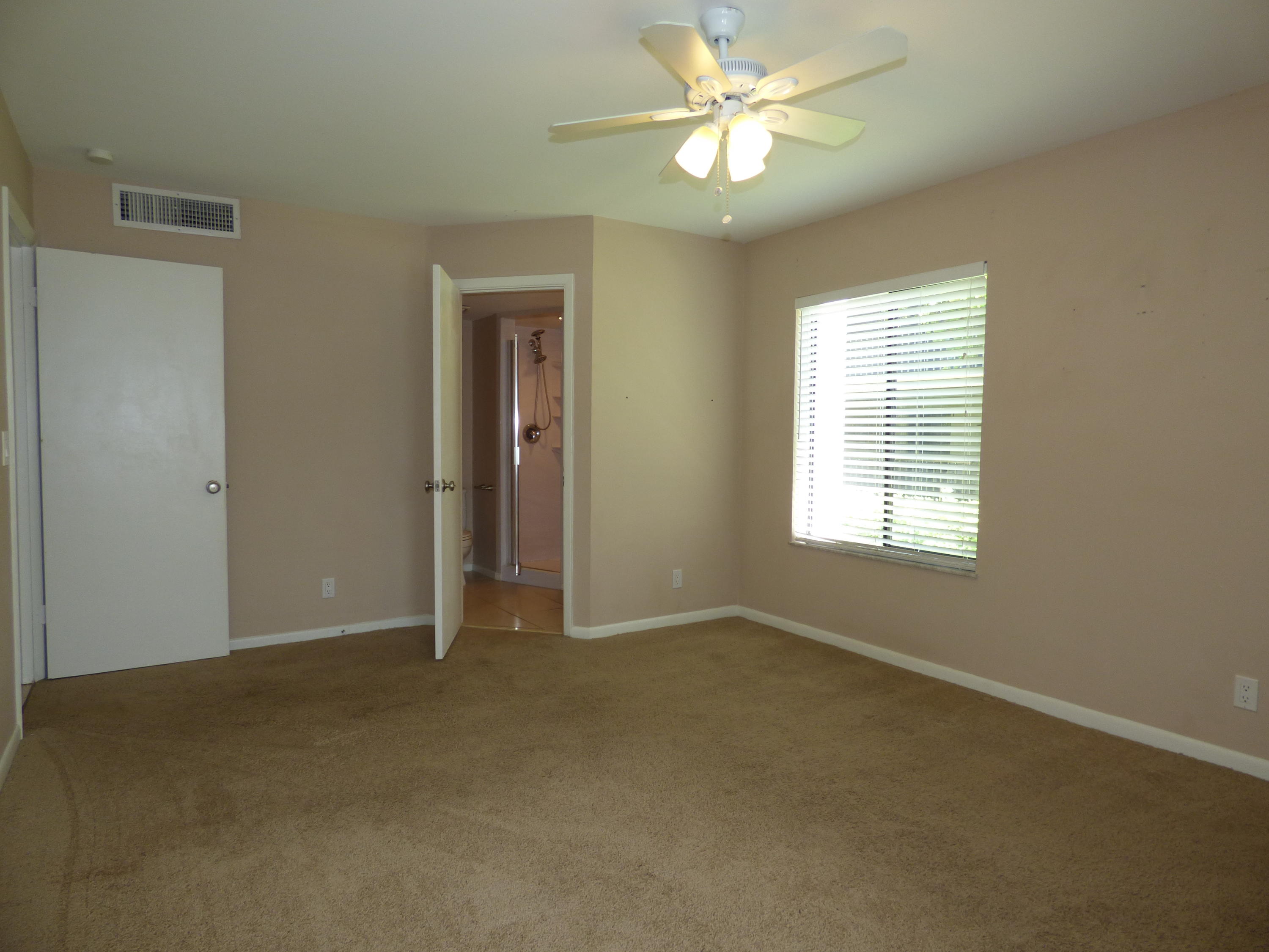 150 Pineview Road, Unit E3 Jupiter, FL 33469 - Photo 18 of 24 21P3000010