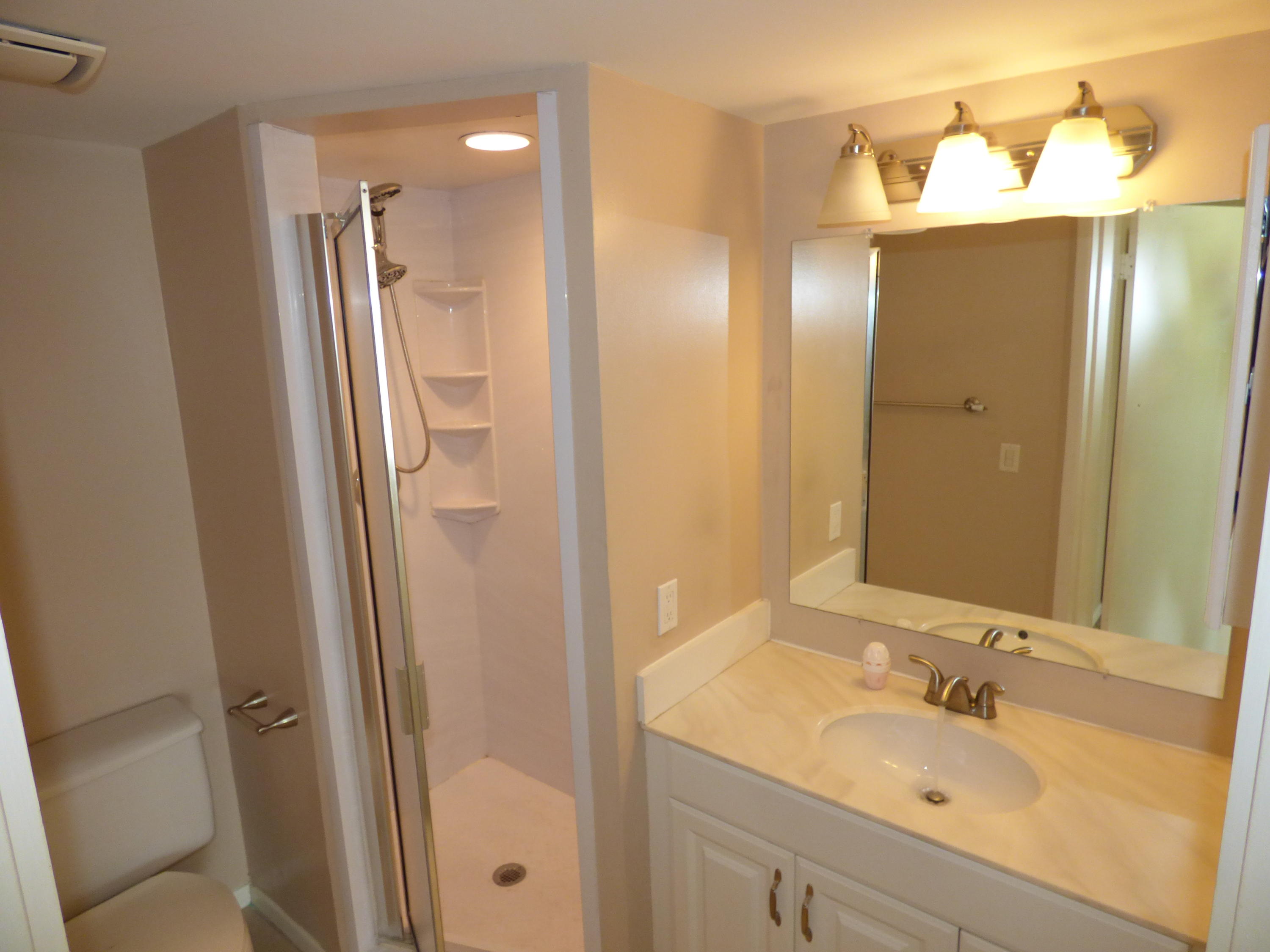 150 Pineview Road, Unit E3 Jupiter, FL 33469 - Photo 19 of 24 22P3000011