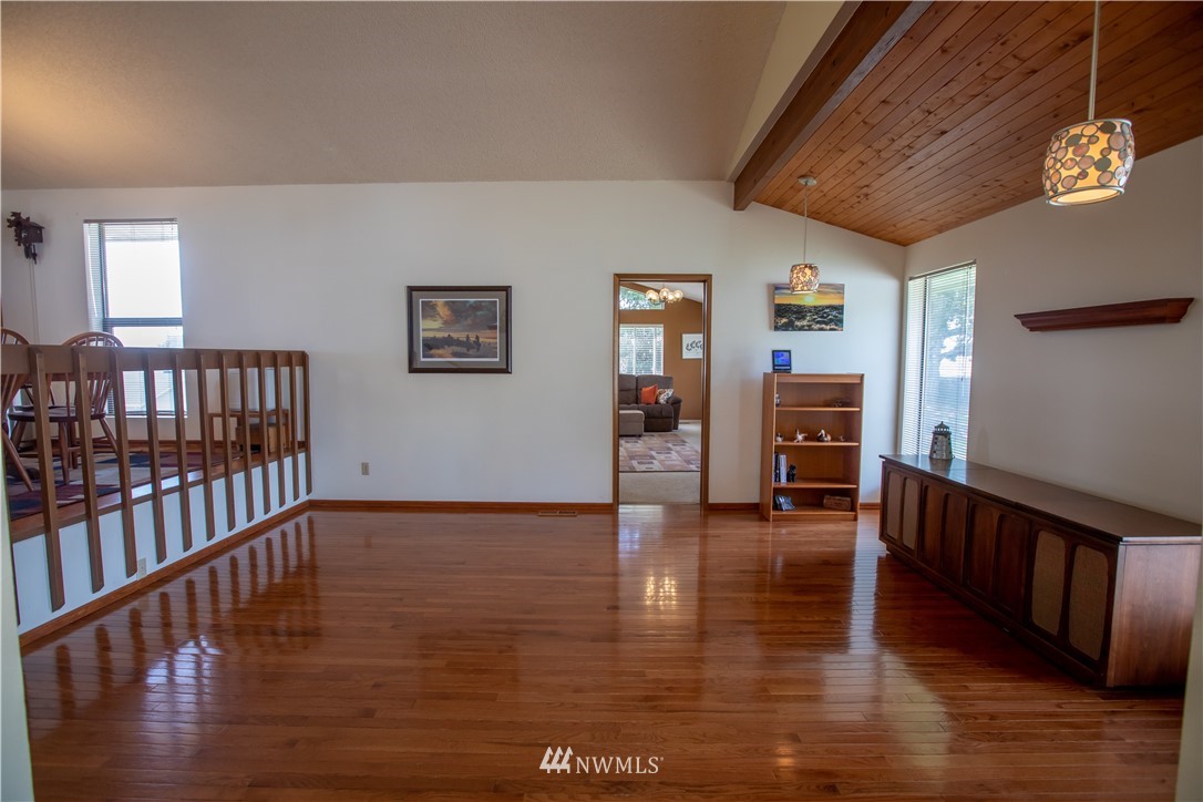 301 Strand Road Ephrata, WA 98823 - Photo 4 of 36 Gallery Image 4