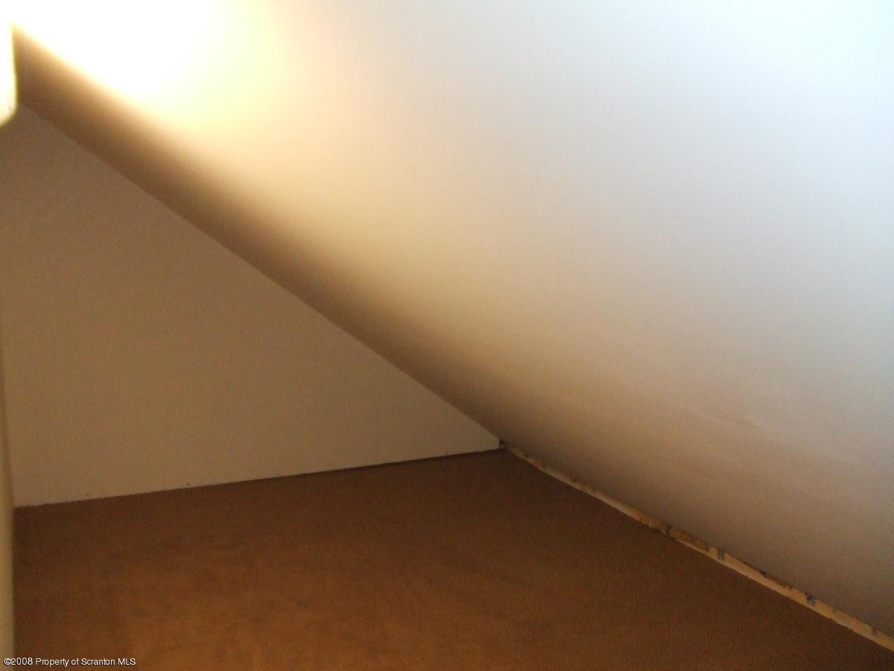146 Johnson Road Clarks Summit, PA 18411 - Photo 12 of 13 Gallery Image 12