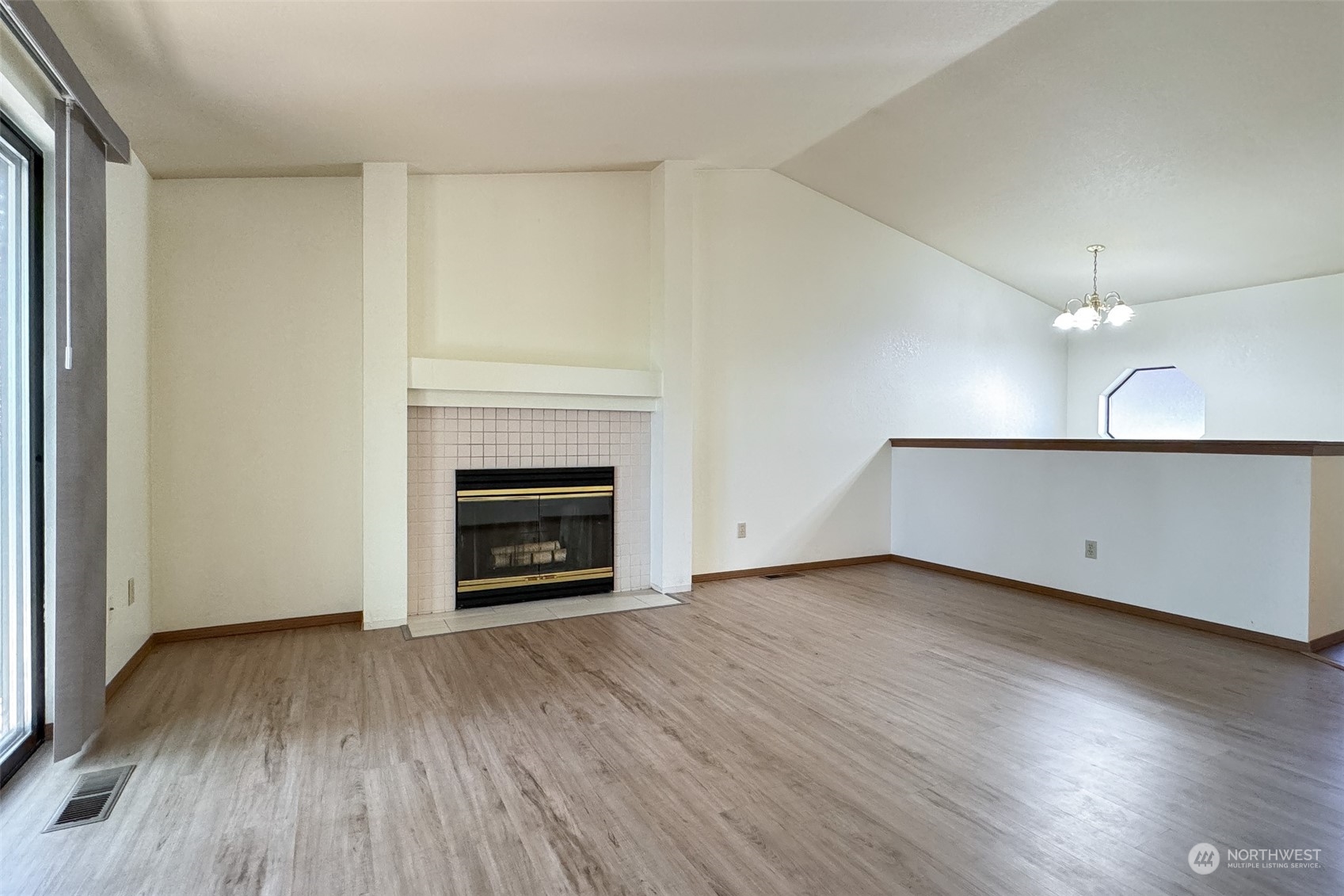 4005 Fechter Road, Unit A&B Yakima, WA 98908 - Photo 5 of 20 Gallery Image 5