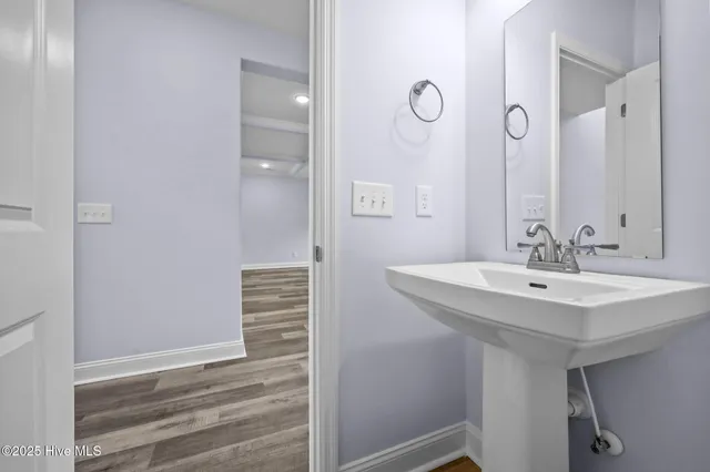 $2,100 | 506 Harvest Meadow Crossing, Jacksonville, NC 28546