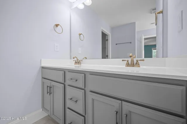 $2,100 | 506 Harvest Meadow Crossing, Jacksonville, NC 28546