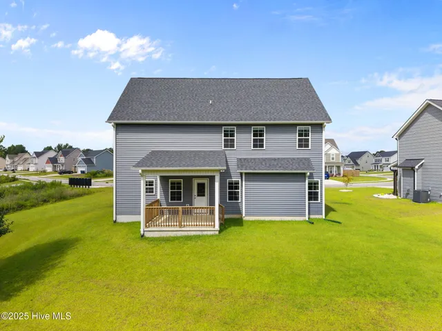 $2,100 | 506 Harvest Meadow Crossing, Jacksonville, NC 28546