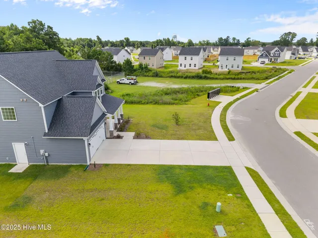 $2,100 | 506 Harvest Meadow Crossing, Jacksonville, NC 28546
