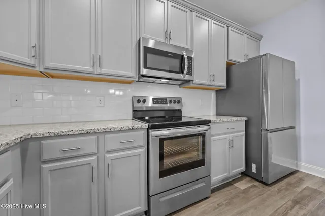 $2,100 | 506 Harvest Meadow Crossing, Jacksonville, NC 28546