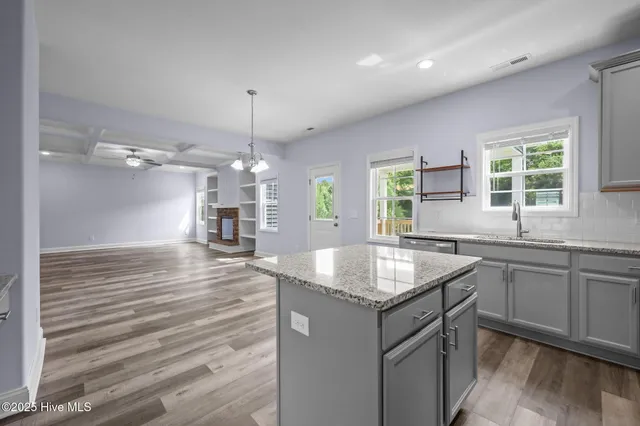 $2,100 | 506 Harvest Meadow Crossing, Jacksonville, NC 28546