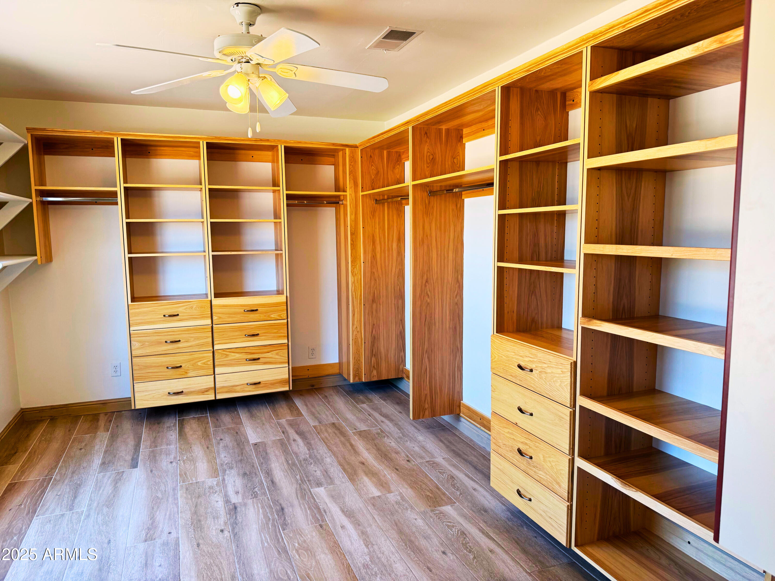 4886 North Wolverine Pass Road Apache Junction, AZ 85119 - Photo 12 of 16 Custom Closet/Office