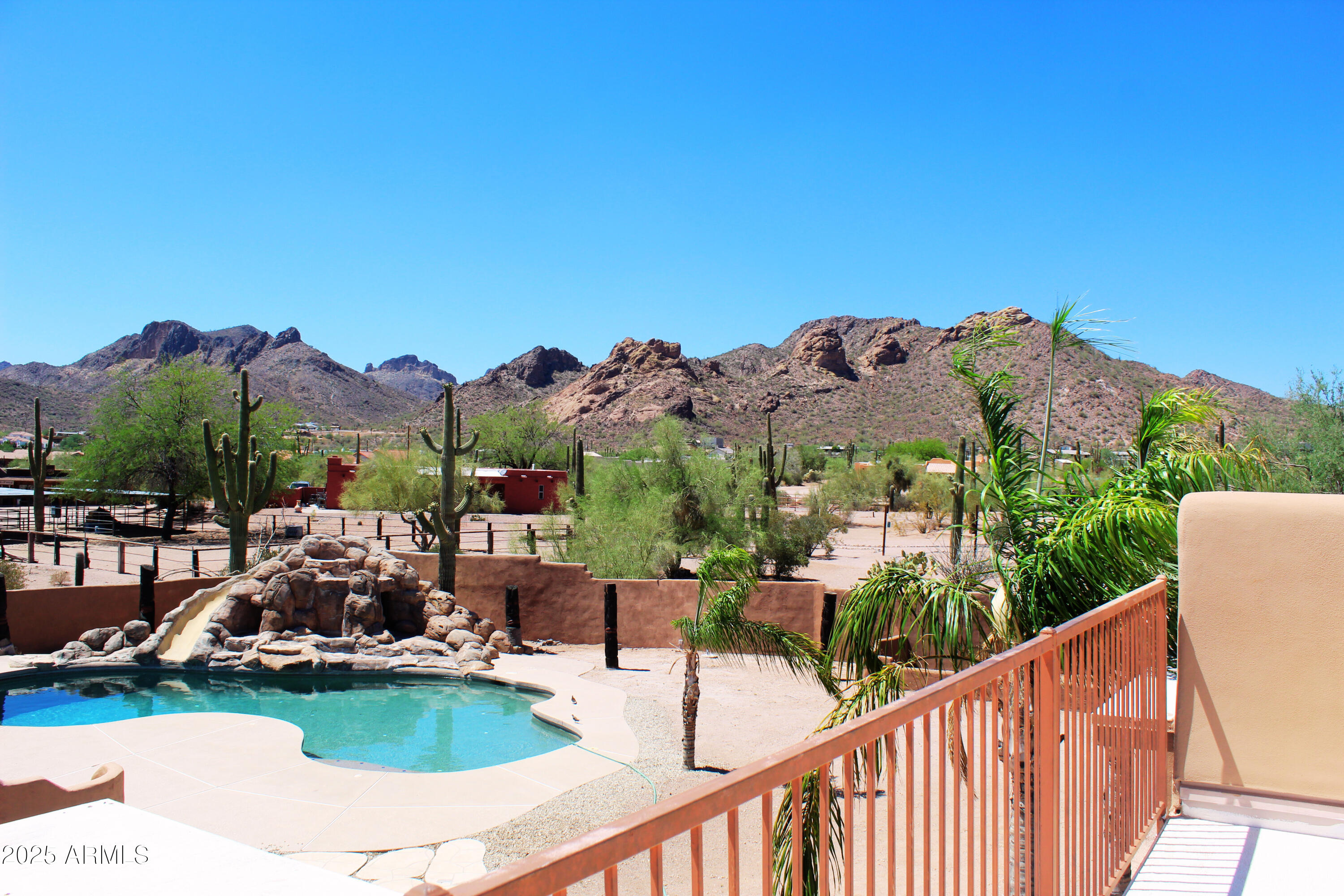 4886 North Wolverine Pass Road Apache Junction, AZ 85119 - Photo 7 of 16 Oasis