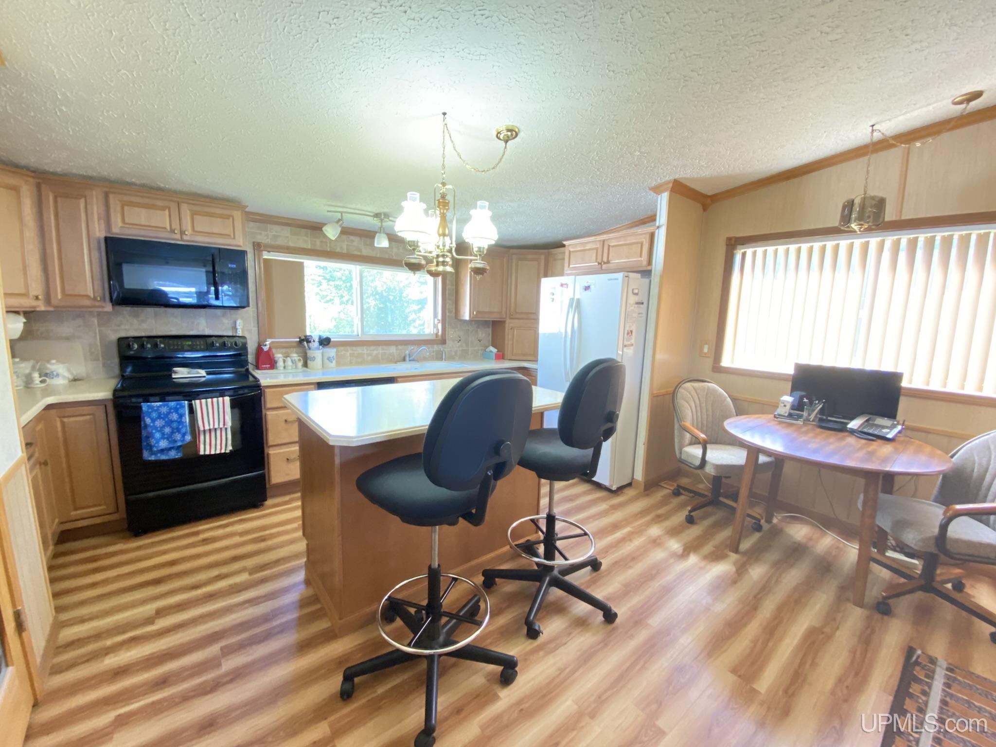 3319 North Gulliver Lake Road Gulliver, MI 49840 - Photo 14 of 62