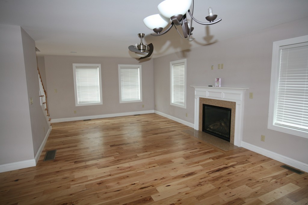 64 Redgate Road Dracut, MA 01826 - Photo 12 of 29 Gallery Image 12