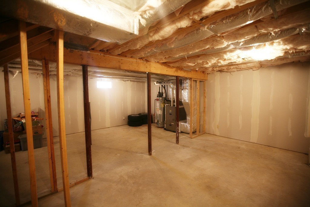 64 Redgate Road Dracut, MA 01826 - Photo 26 of 29 Gallery Image 26
