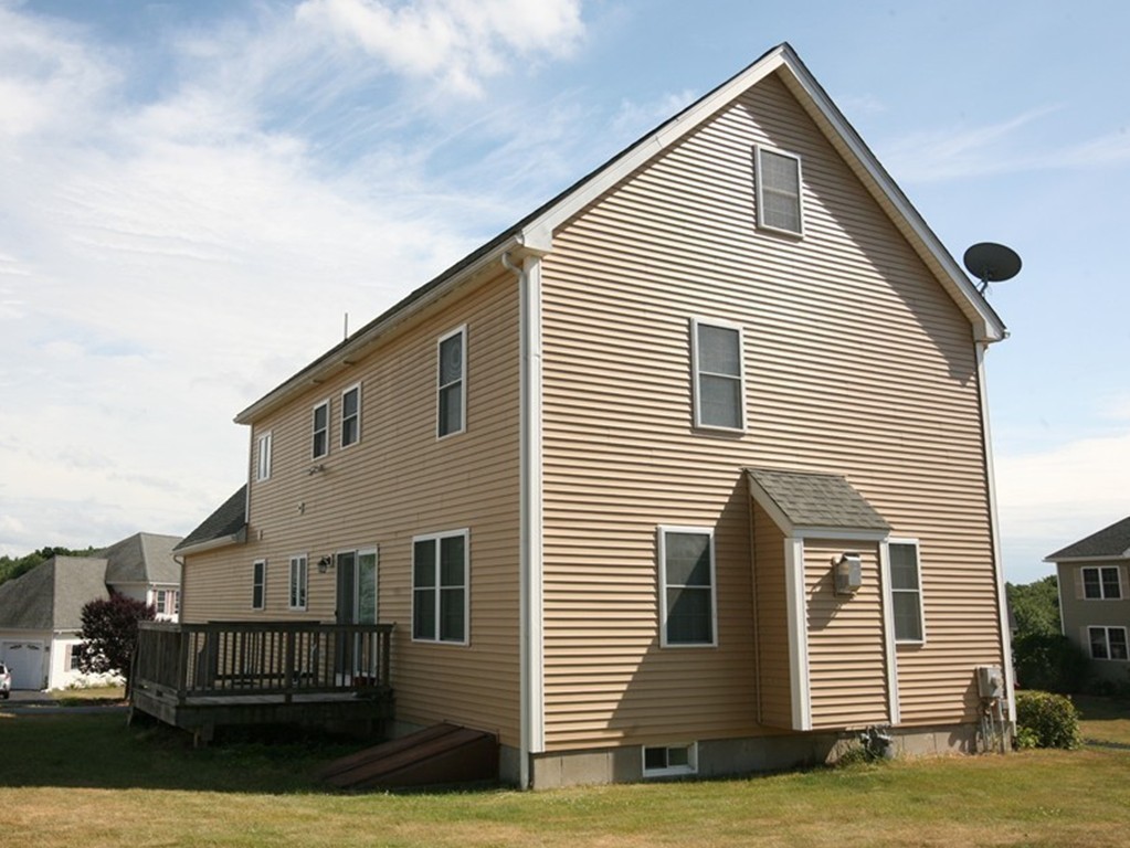 64 Redgate Road Dracut, MA 01826 - Photo 5 of 29 Gallery Image 5