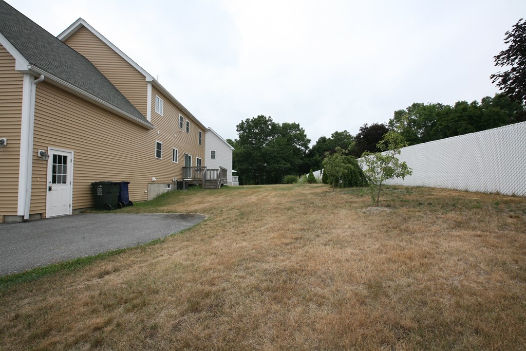 64 Redgate Road Dracut, MA 01826 - Photo 6 of 29 Gallery Image 6