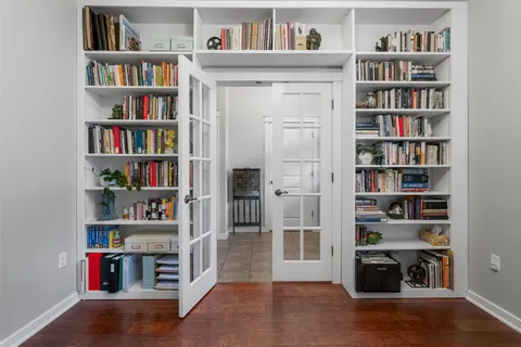 $765,000 | 2057 Zach Scott Street, Austin, TX 78723