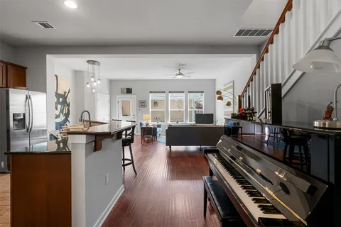 $765,000 | 2057 Zach Scott Street, Austin, TX 78723