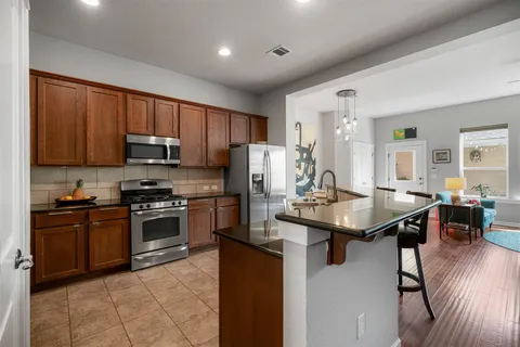 $765,000 | 2057 Zach Scott Street, Austin, TX 78723